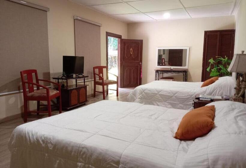 ホテル La Casa De Analu