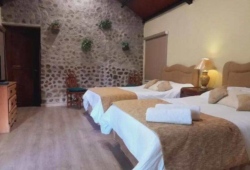 هتل La Casa De Analu