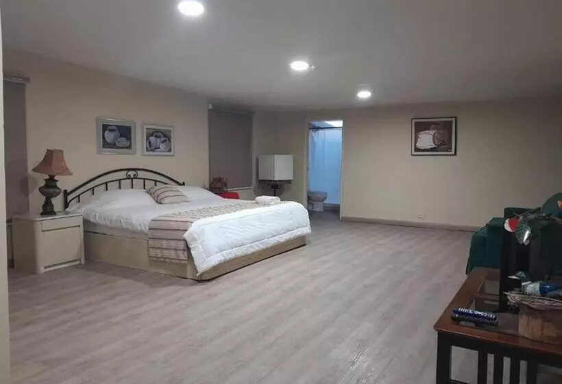 هتل La Casa De Analu