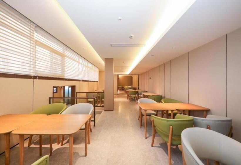 Ji Hotel Shanghai Renming Guangchang Weihai Road