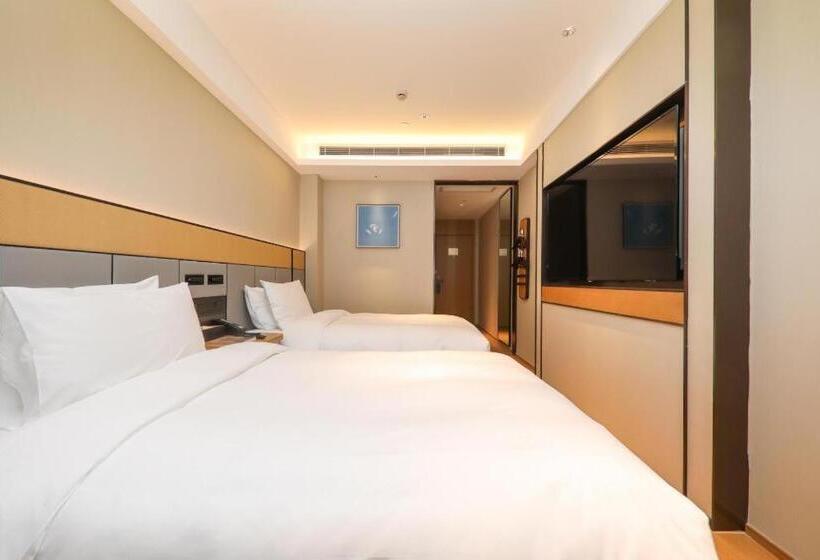 Ji Hotel Shanghai Renming Guangchang Weihai Road