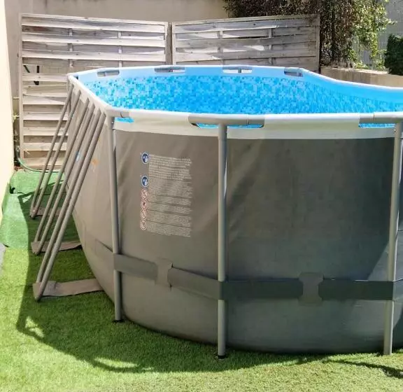 Majatalo Dans Une Villa, 3 Chambres, Entrée Autonome Et Indépendante