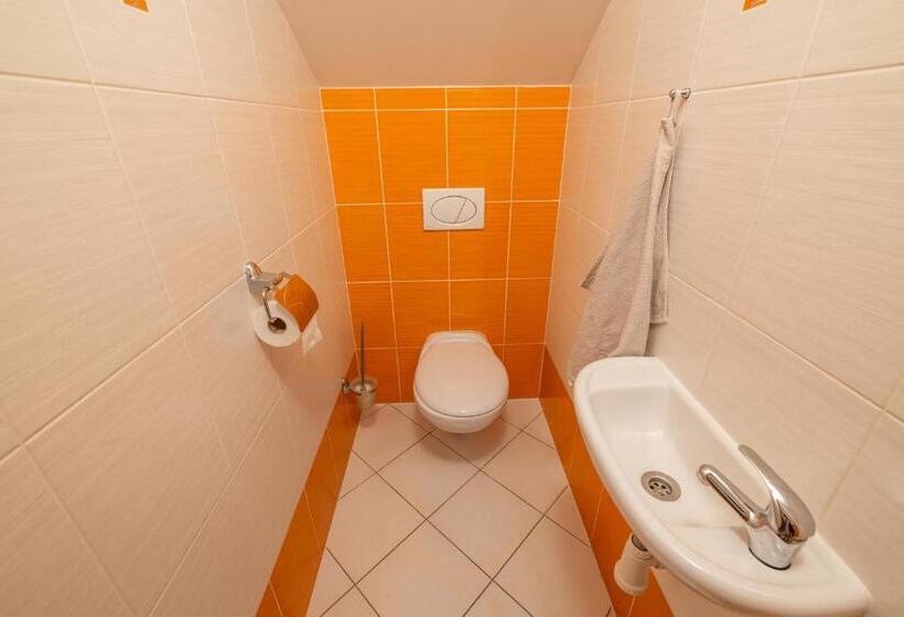 Pension Tibor A Luna