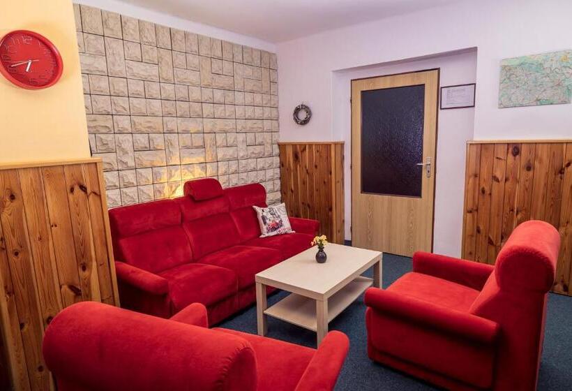 Pension Tibor A Luna