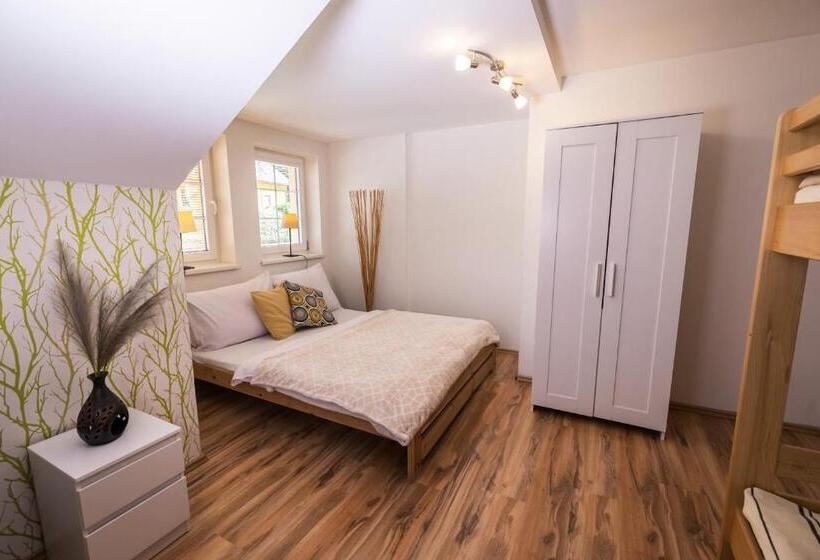 Pension Tibor A Luna