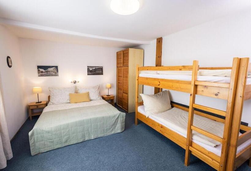 Pension Tibor A Luna