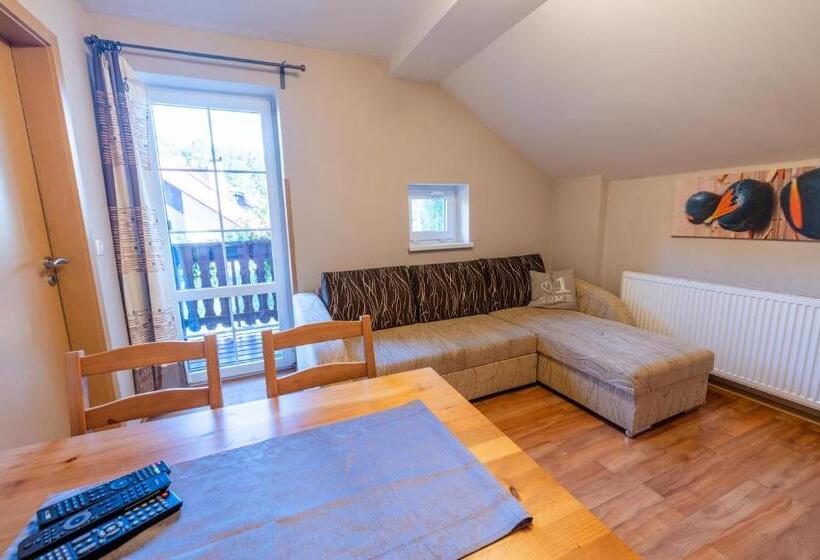 Pension Tibor A Luna