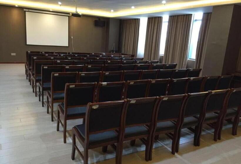 Starway Hotel Lianyungang Suning Plaza