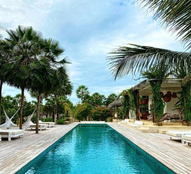 ユースホステル Villa Paz   La Villa Group