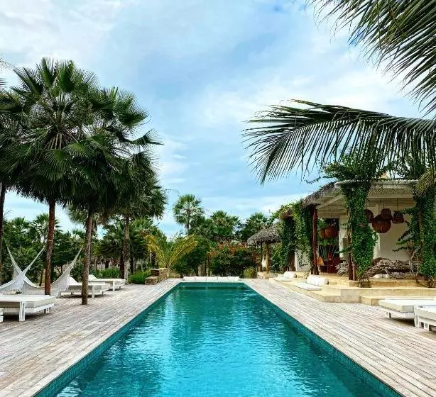 Retkeilymaja Villa Paz   La Villa Group