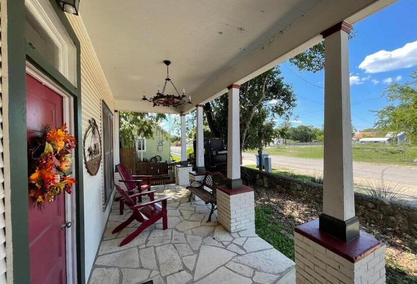 Hotelli Carriage Inn Bandera Suite 2