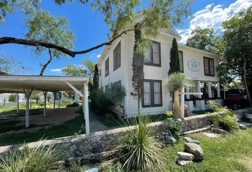 Hotelli Carriage Inn Bandera Suite 2