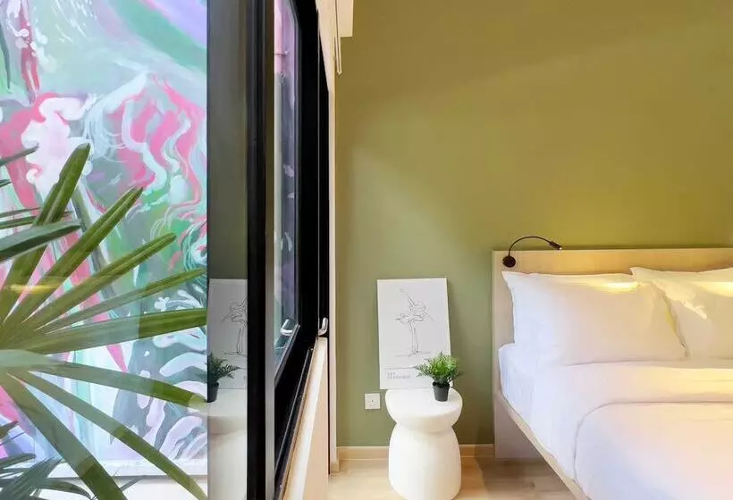 هتل Coliwoo 298 River Valley   Coliving
