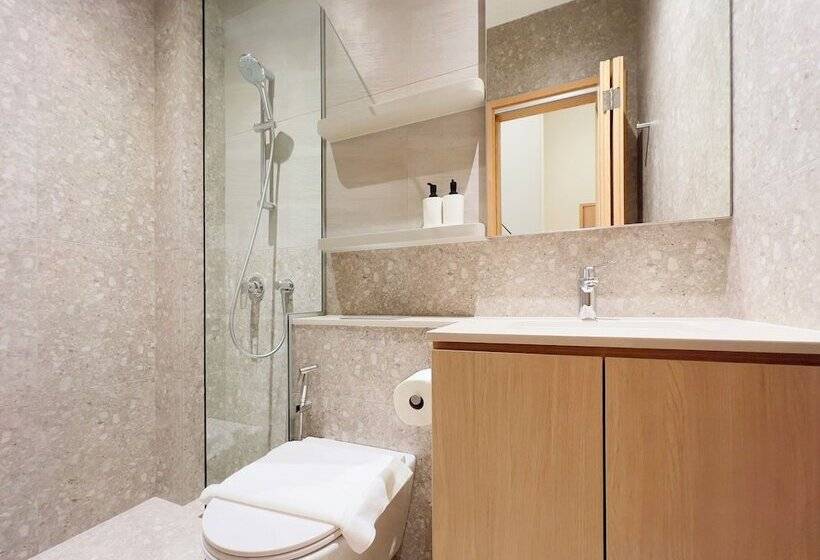 هتل Coliwoo 298 River Valley Coliving