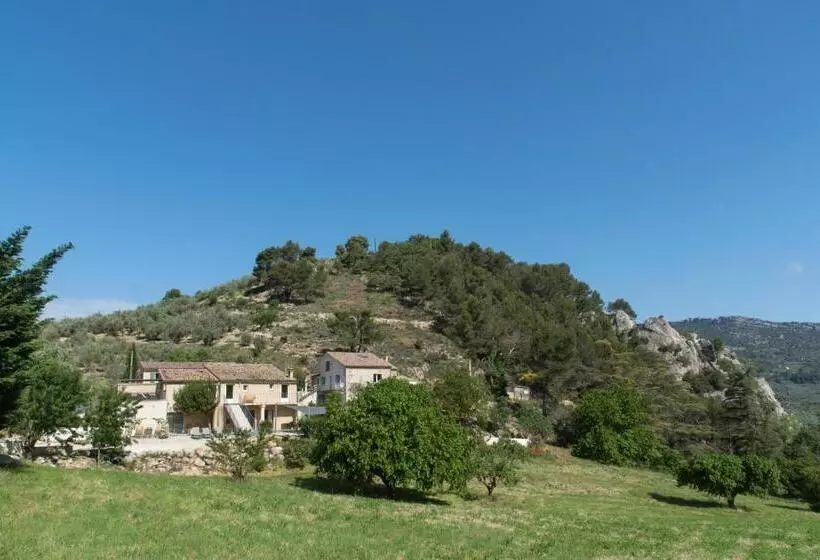 ホテル Domaine Saint Julien