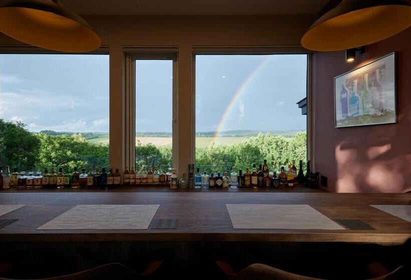 בית מלון כפרי Rising Sun Furano