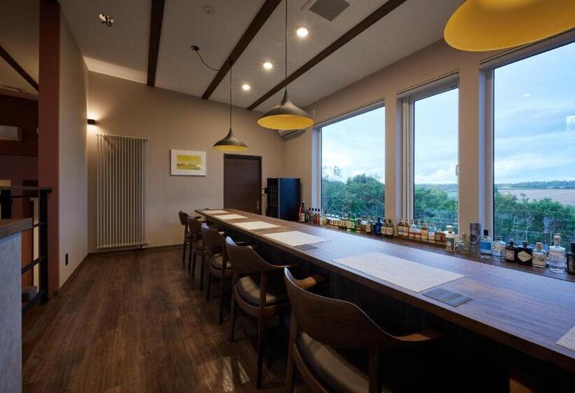 בית מלון כפרי Rising Sun Furano