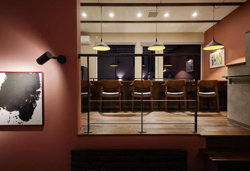 בית מלון כפרי Rising Sun Furano