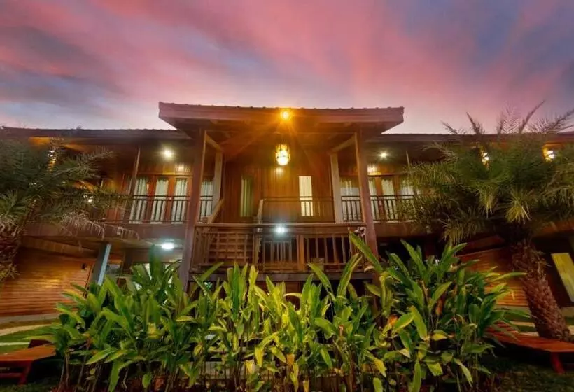 ホテル Lisha Garden Resort