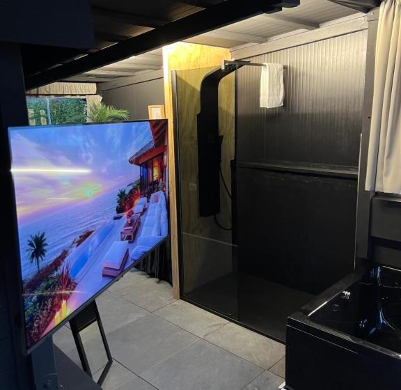 پانسیون Rooftop