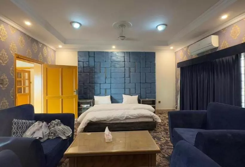 پانسیون Secure Inn