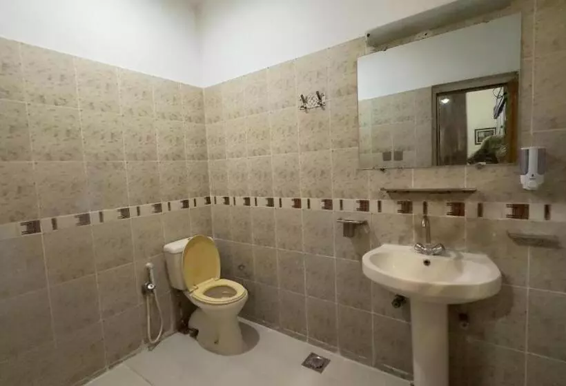 پانسیون Secure Inn