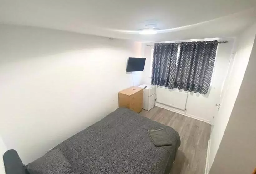 ペンション The Royal Boutique Heathrow Lodge By London