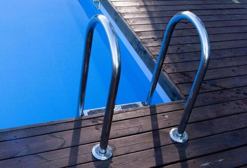 پانسیون Villa Sirena Apartments