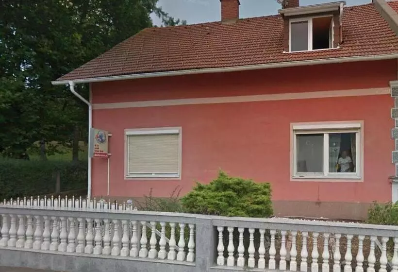 Aamiaismajoitus (B&B) Gäste Suite Bei Familie Abdalla