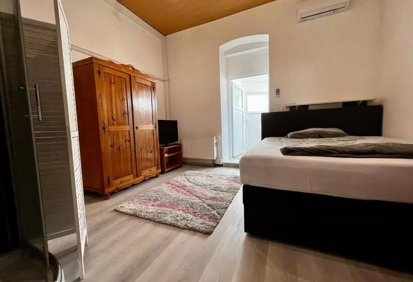 Aamiaismajoitus (B&B) Gäste Suite Bei Familie Abdalla