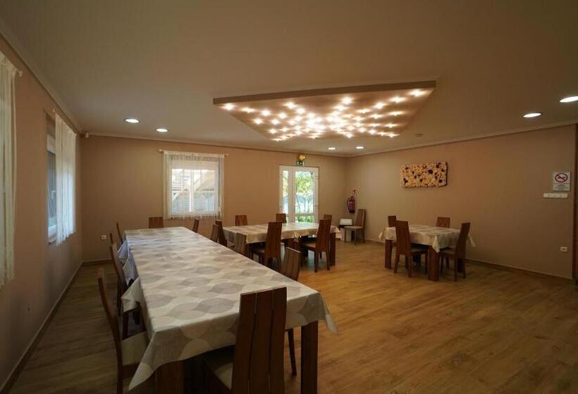 Aamiaismajoitus (B&B) Tavi Panzió