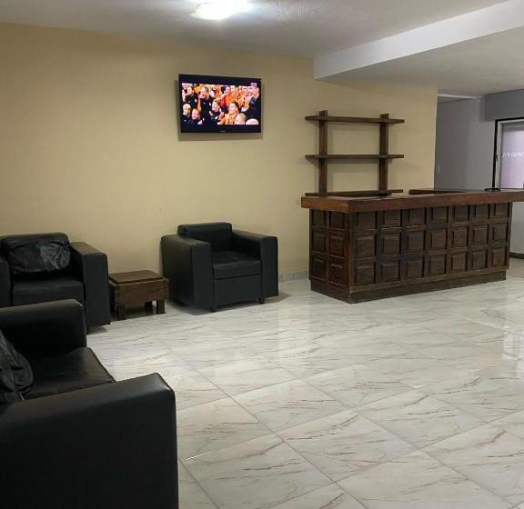 בית מלון כפרי La Toscana