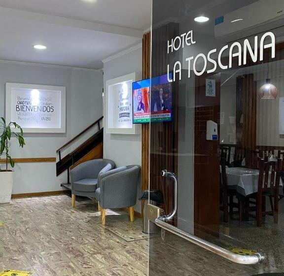 בית מלון כפרי La Toscana