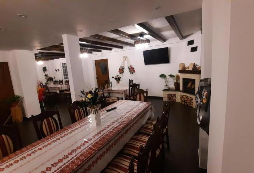 پانسیون Cabana Cascada Cailor