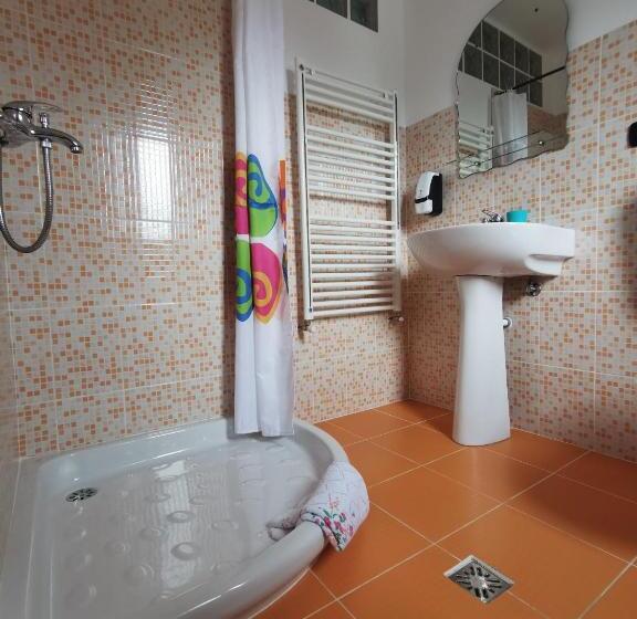 پانسیون Cabana Cascada Cailor