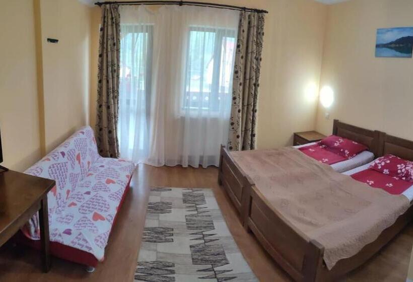 پانسیون Punct Gastronomic Local Camere De Inchiriat