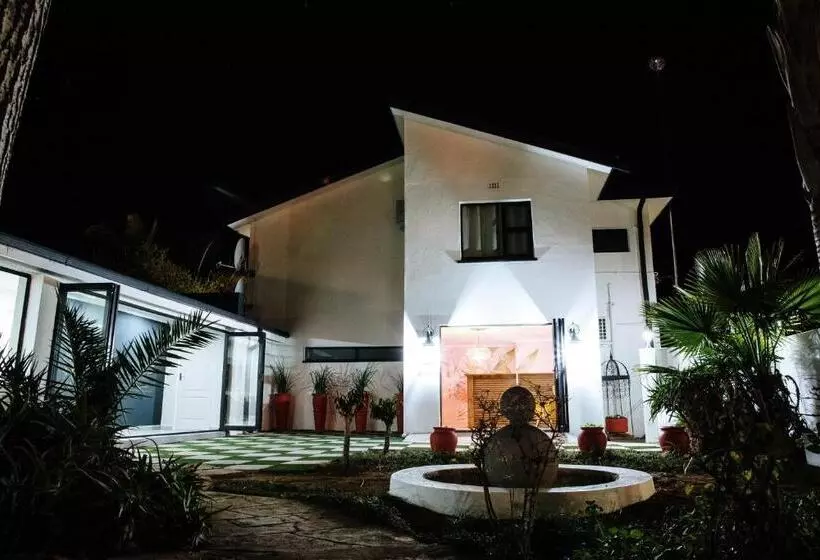 ペンション Terebinte