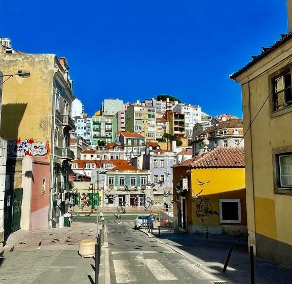 هاستل Asian Everest House