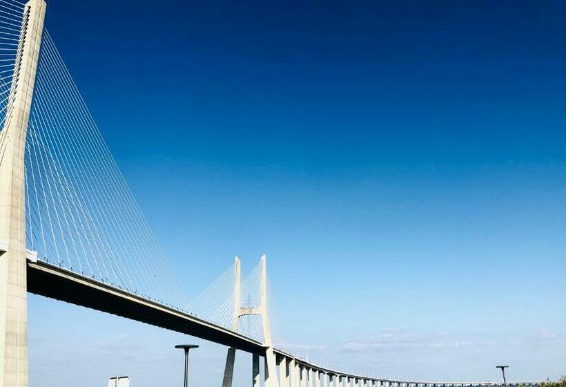 هاستل Asian Everest House