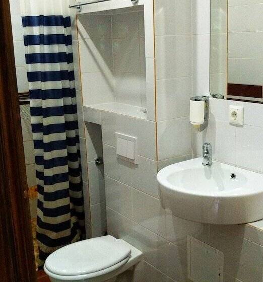 هاستل Atrium Guesthouse