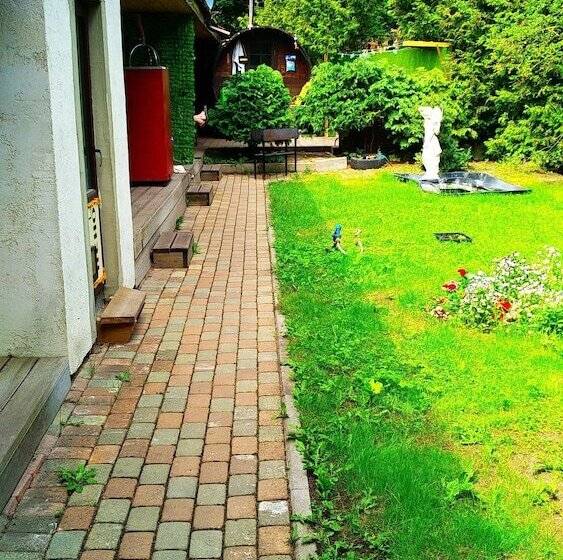 هاستل Atrium Guesthouse