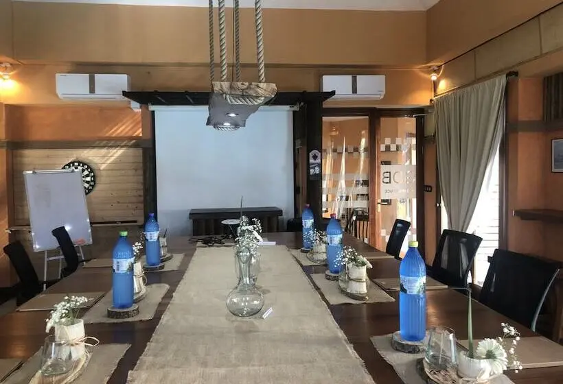 تختخواب و صبحانه Le Gite Du Bonheur Guest House & Car Rental