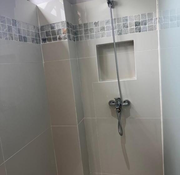 민박 Le Gite Du Bonheur Guest House & Car Rental