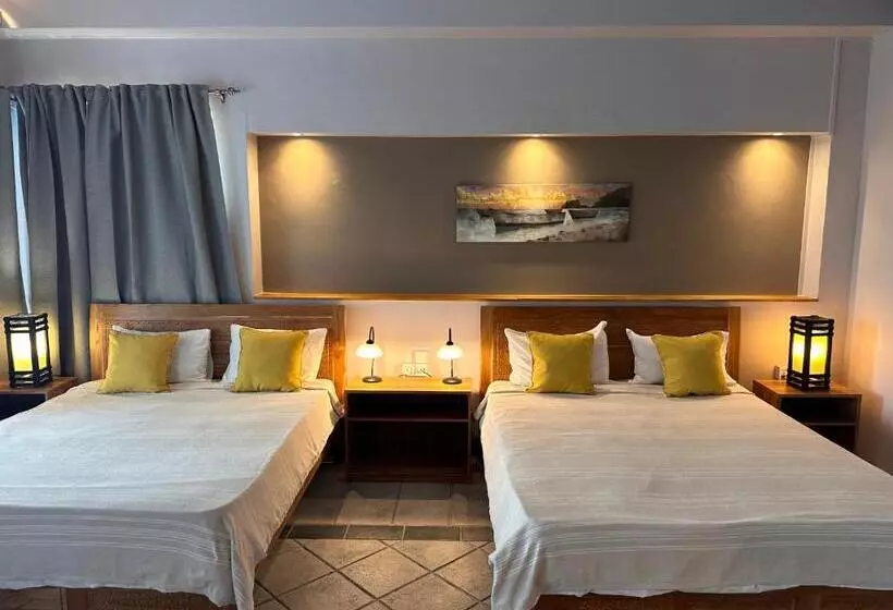 تختخواب و صبحانه Le Gite Du Bonheur Guest House & Car Rental