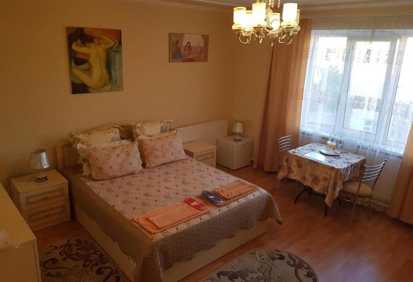 مبيت وإفطار Navigator