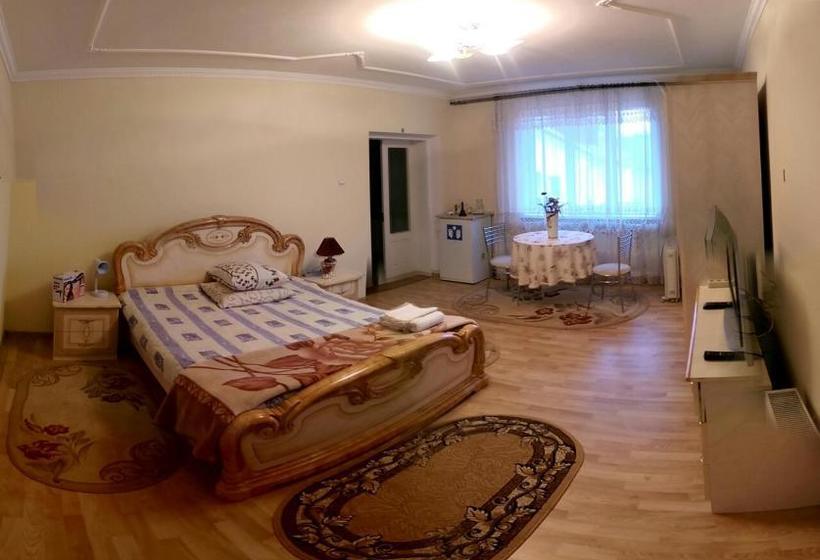 مبيت وإفطار Navigator