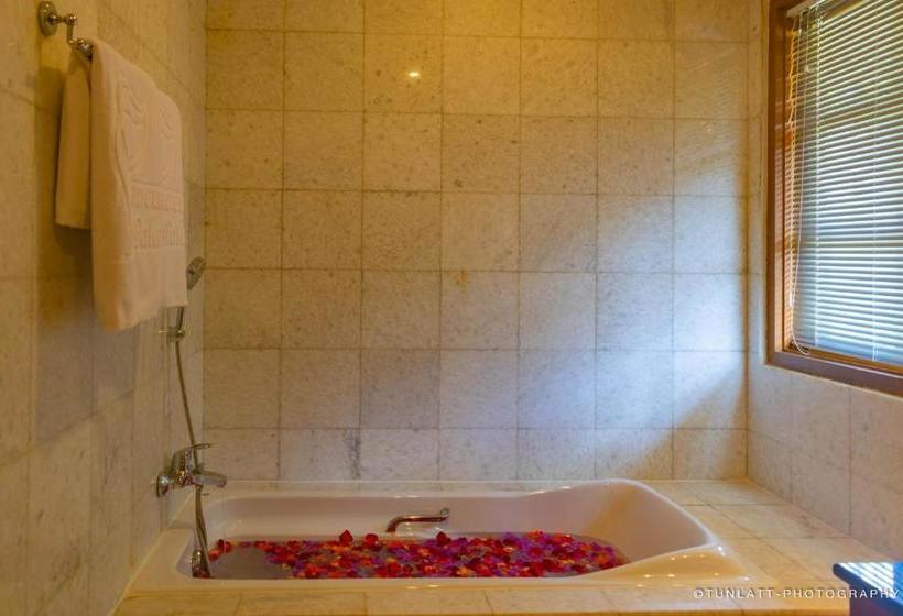 هتل Aureum Palace  & Resort