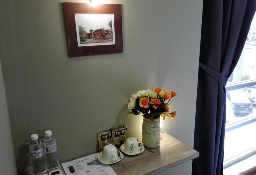 호텔 By The Park Plt