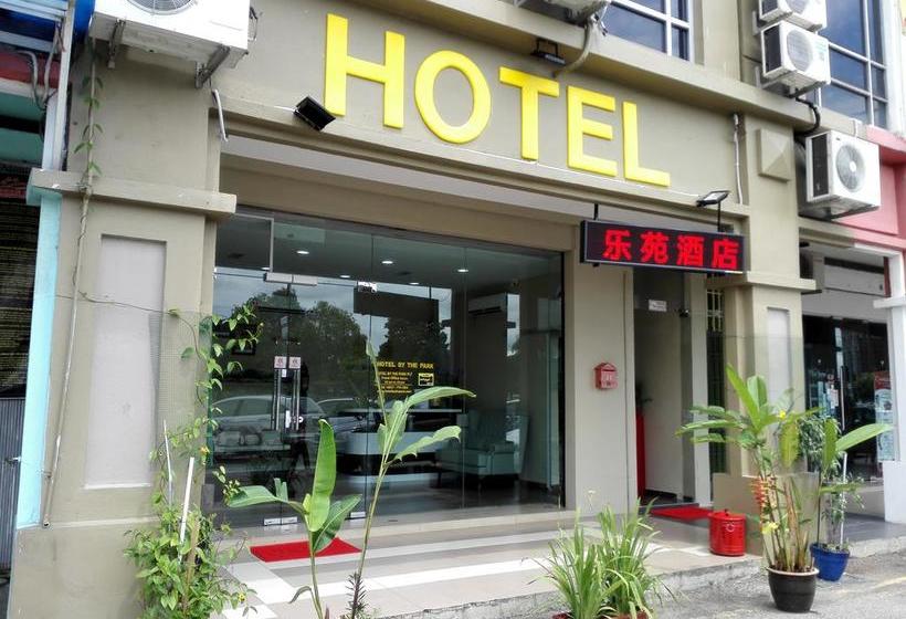 호텔 By The Park Plt