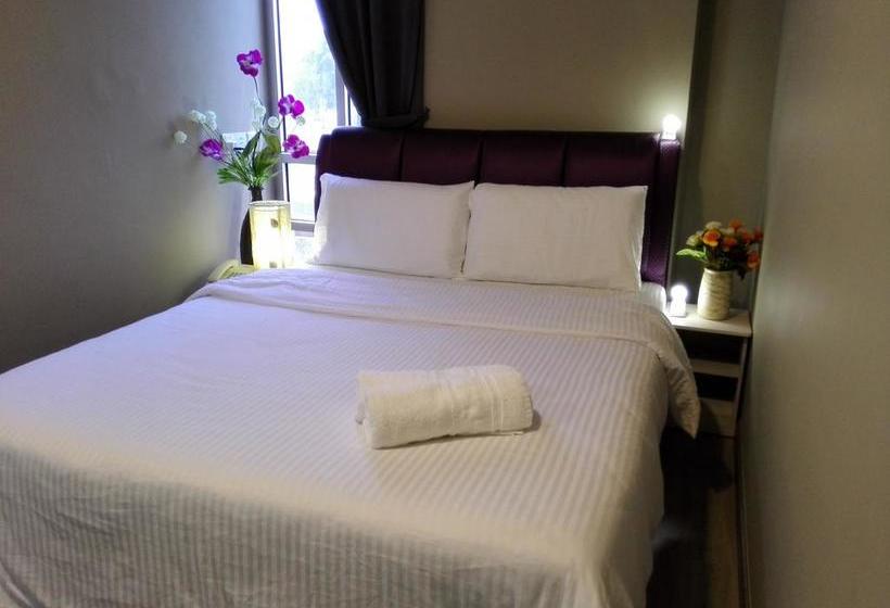 호텔 By The Park Plt